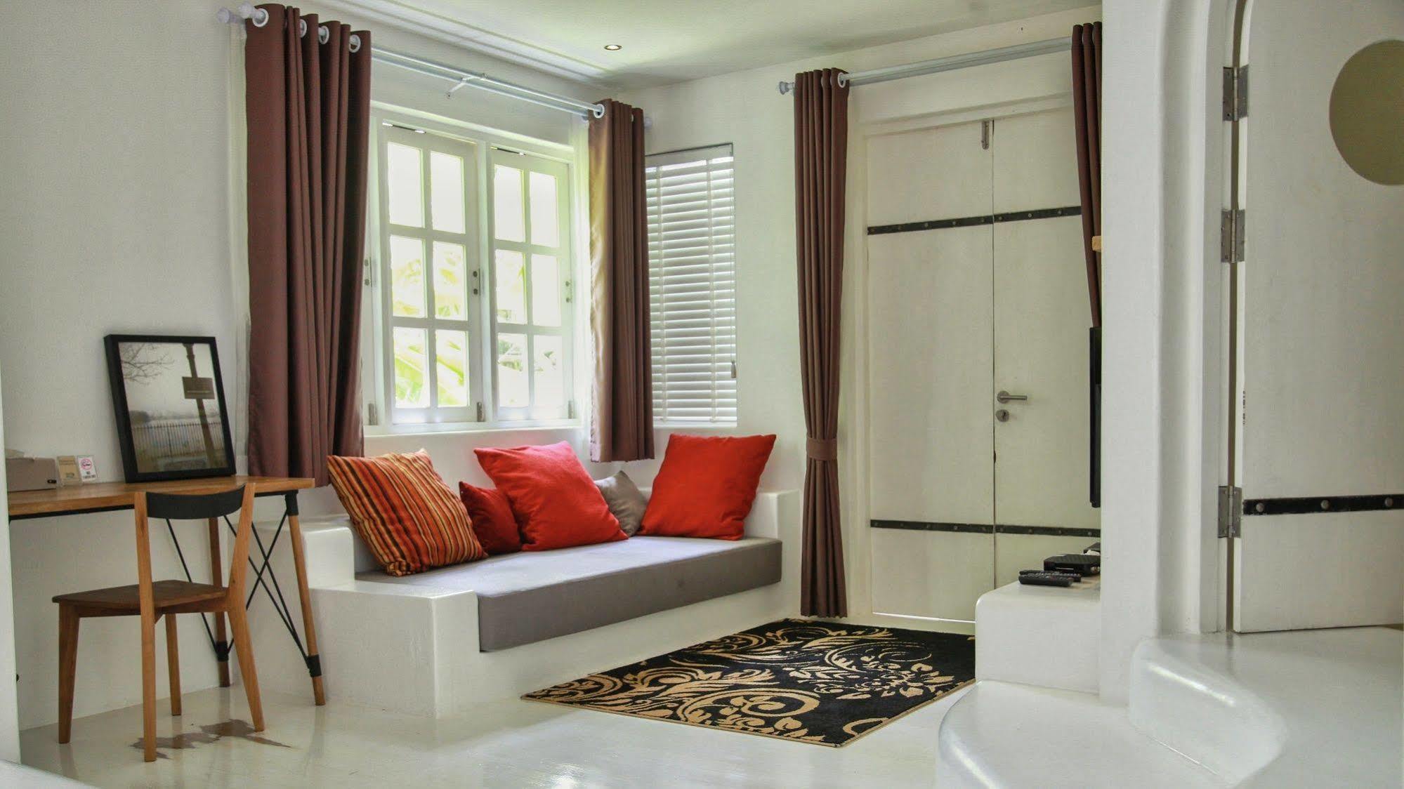 Monkey House Hotel Chiang Mai Bagian luar foto