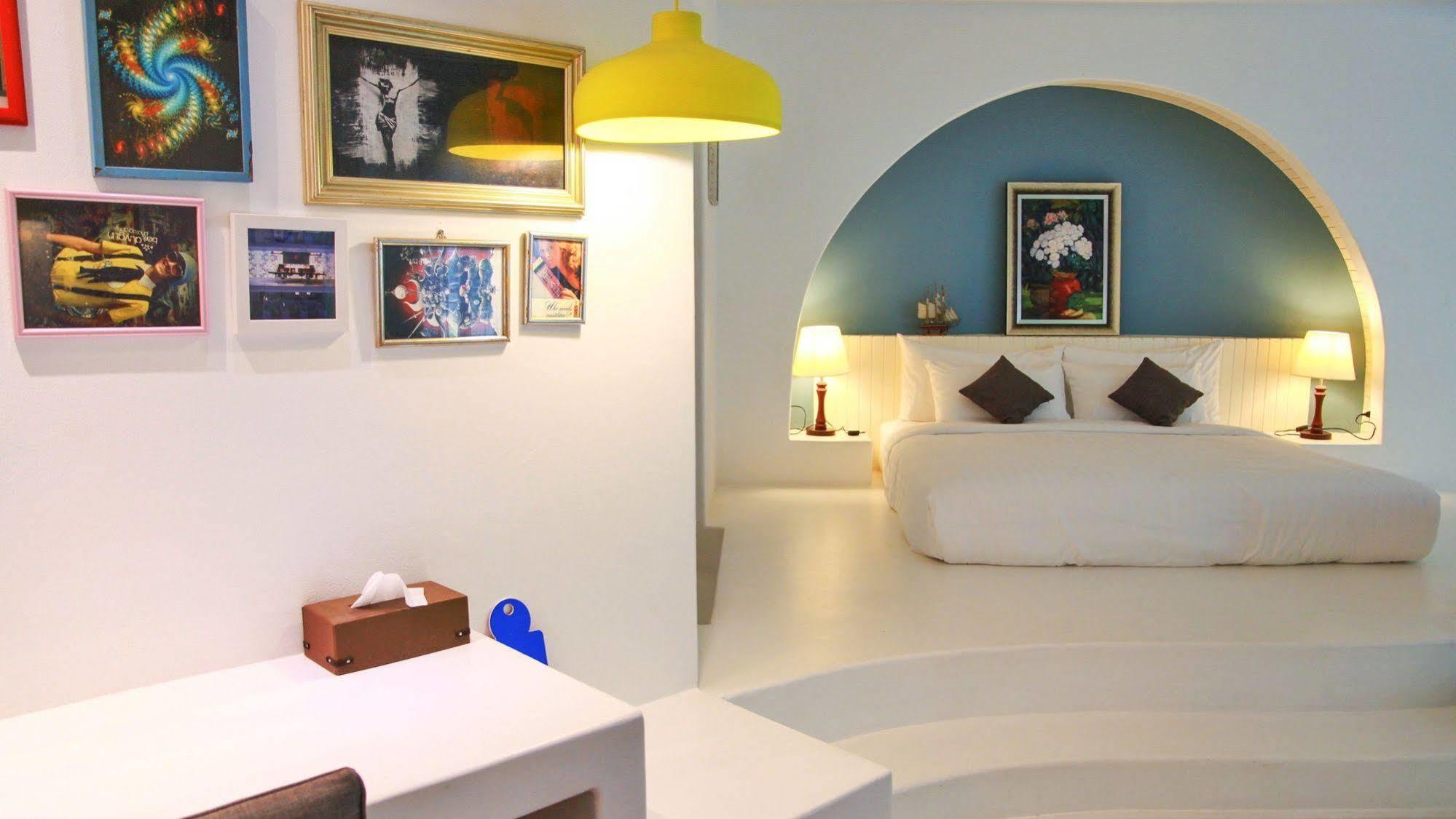 Monkey House Hotel Chiang Mai Bagian luar foto